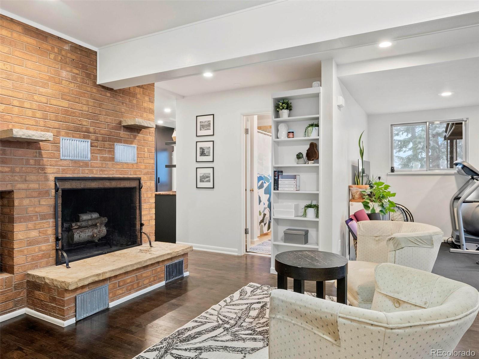 475 Vista Avenue