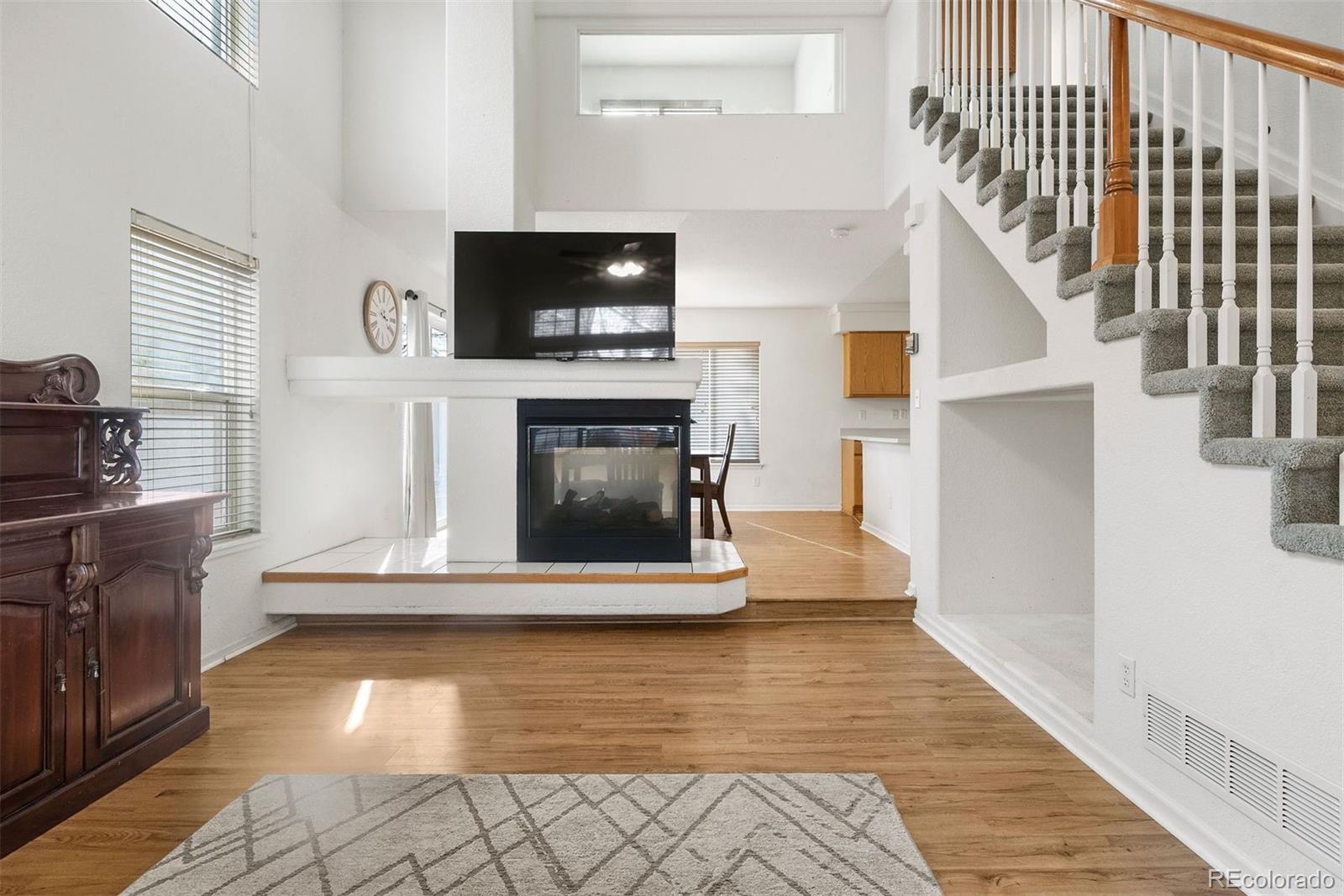 20000 Mitchell Place Unit: 6