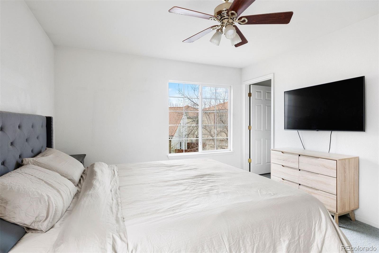 20000 Mitchell Place Unit: 6