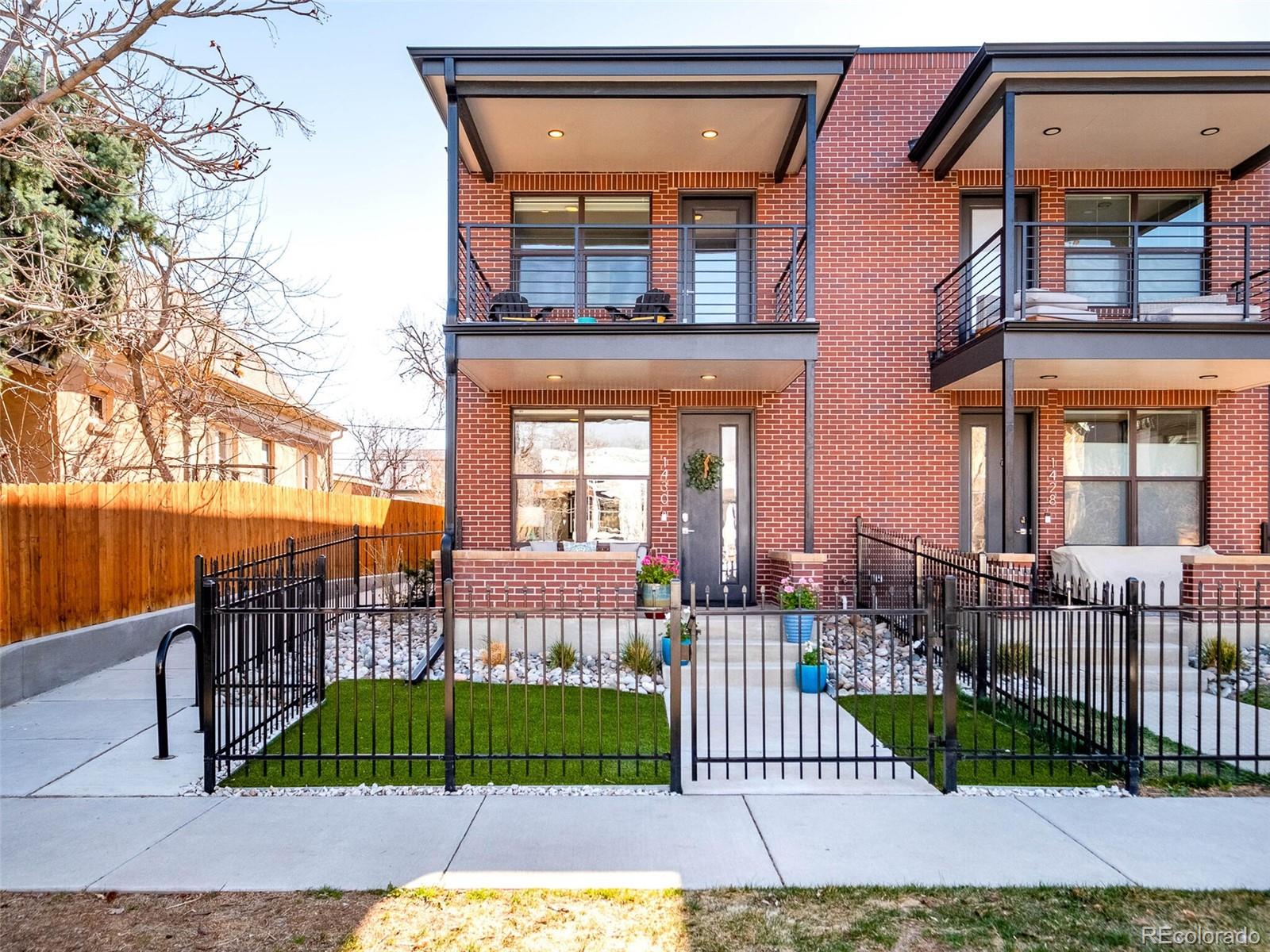 1430 Knox Court