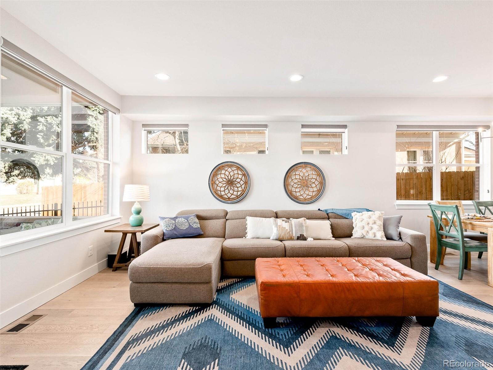 1430 Knox Court