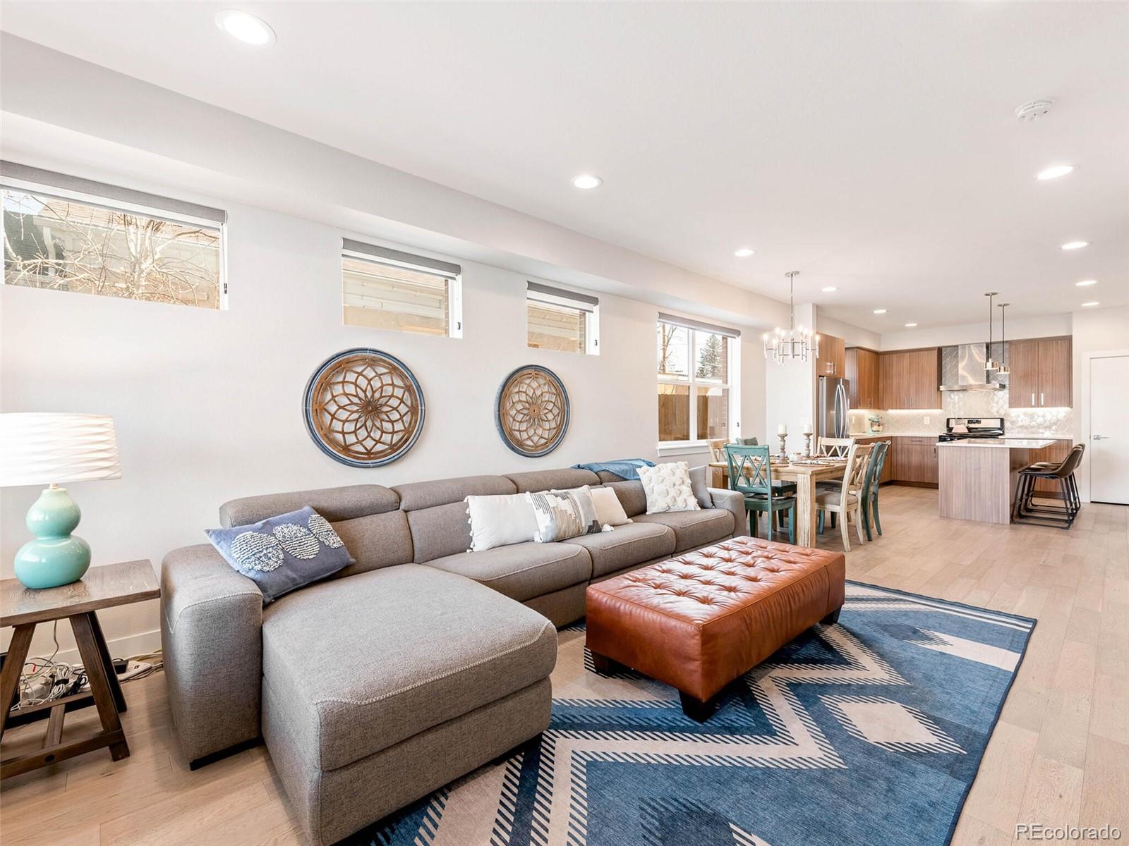 1430 Knox Court
