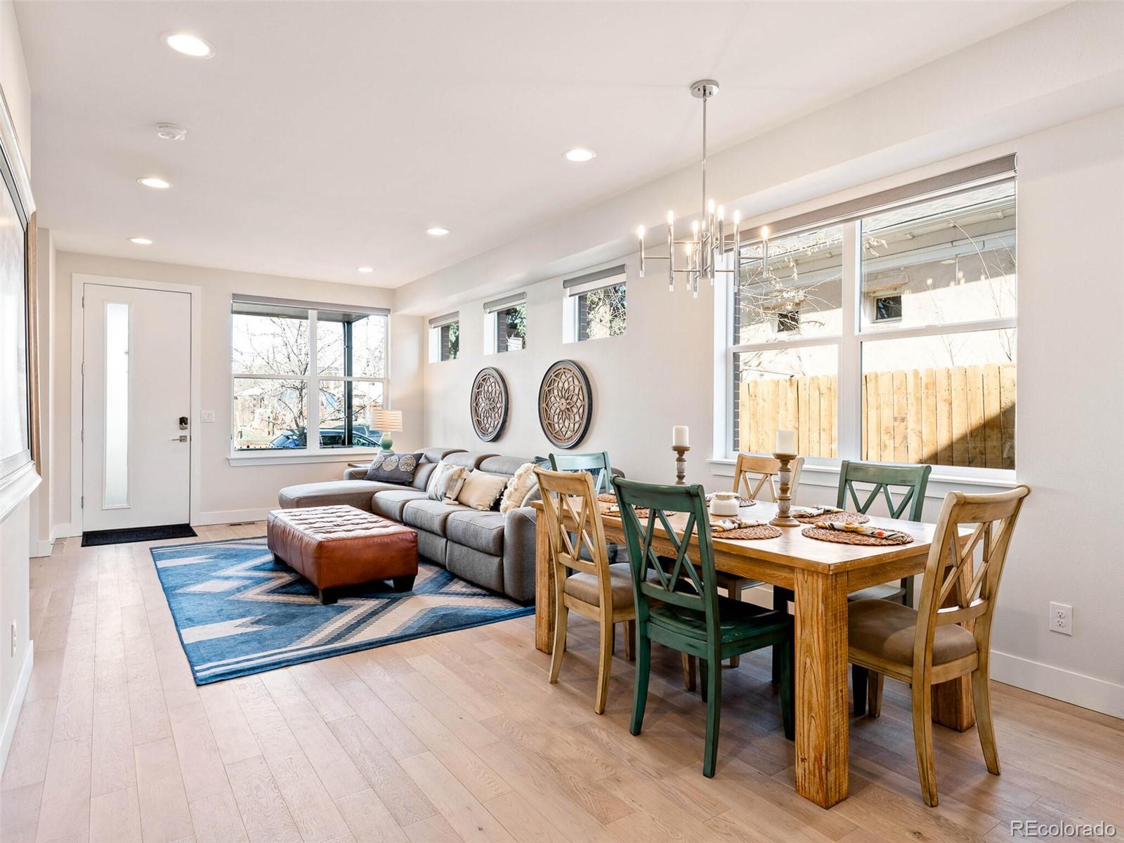 1430 Knox Court