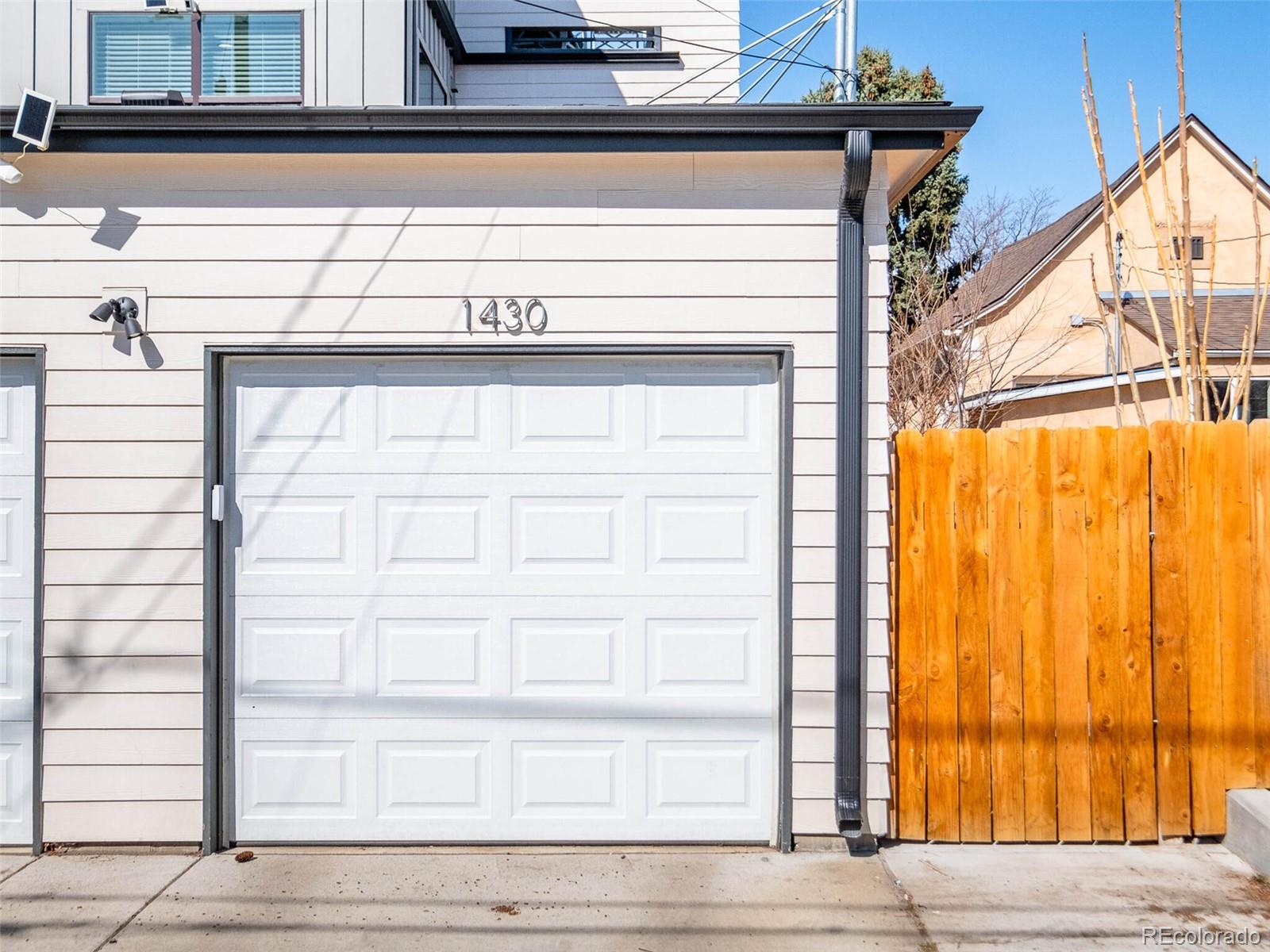 1430 Knox Court