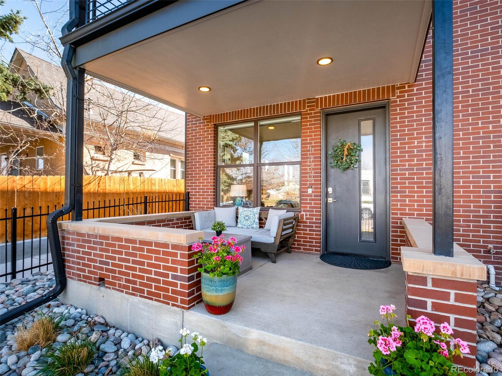 1430 Knox Court