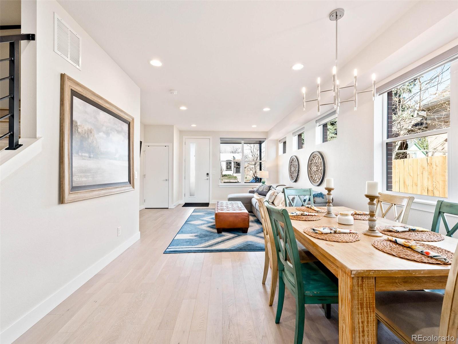 1430 Knox Court