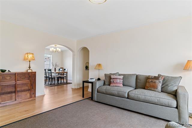 1321 E 10th Avenue Unit: 11