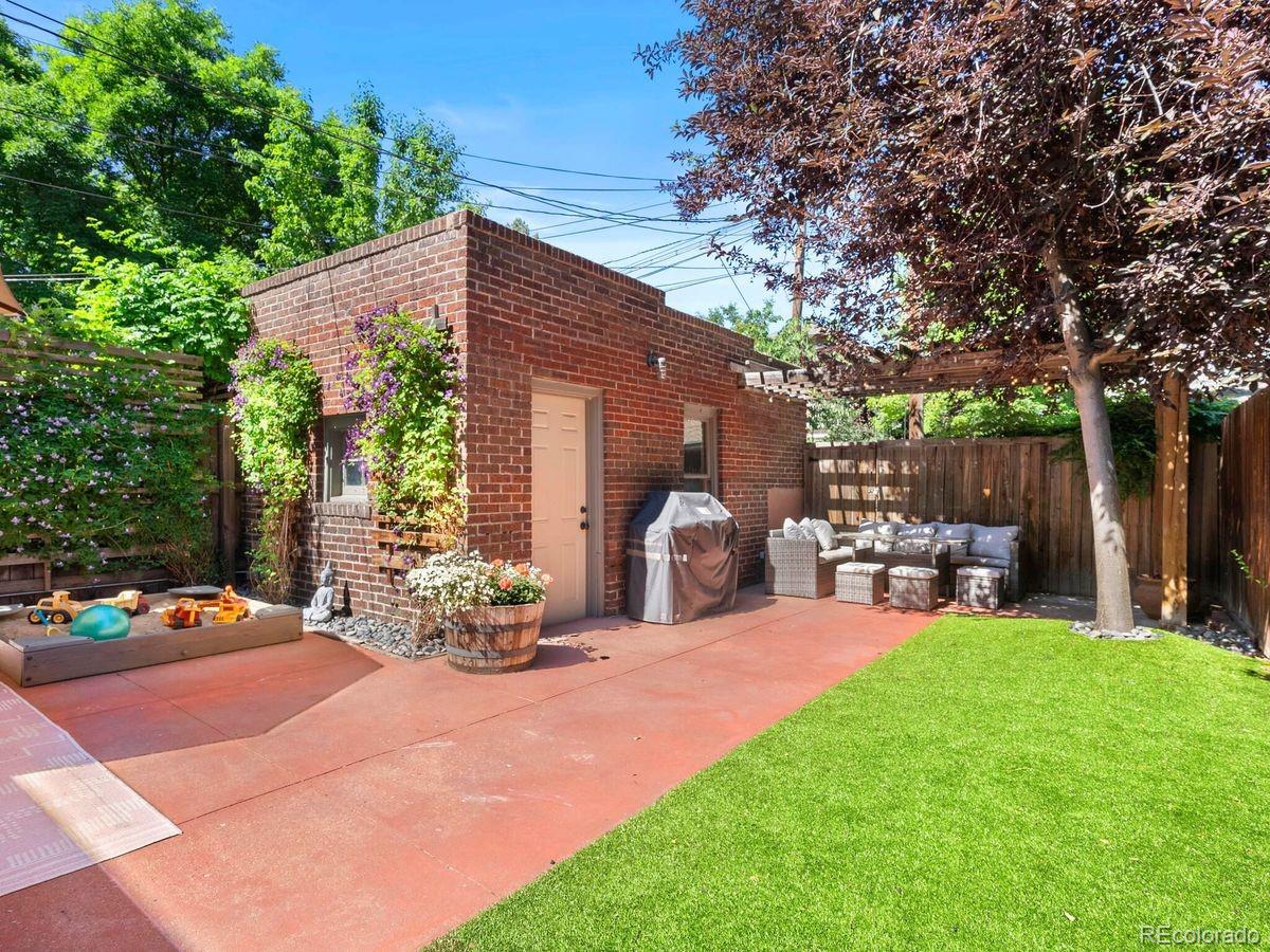 759 N Humboldt Street