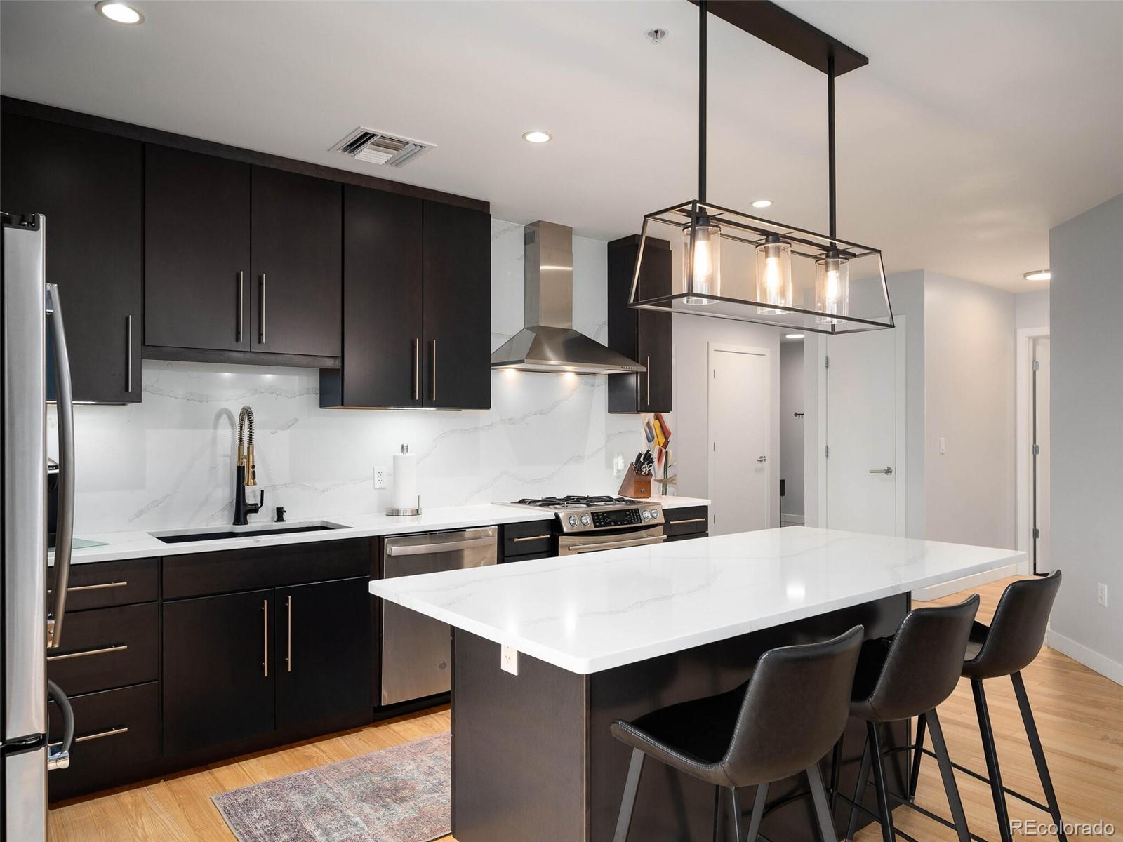 410 Acoma Street Unit: 416