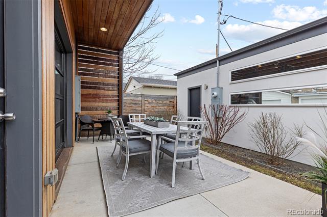 3425 W 33rd Avenue