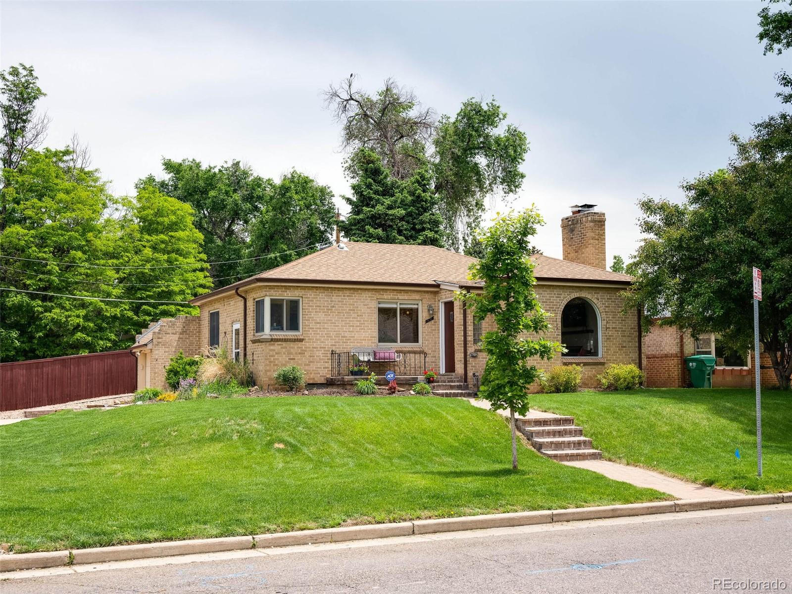 1696 Pontiac Street