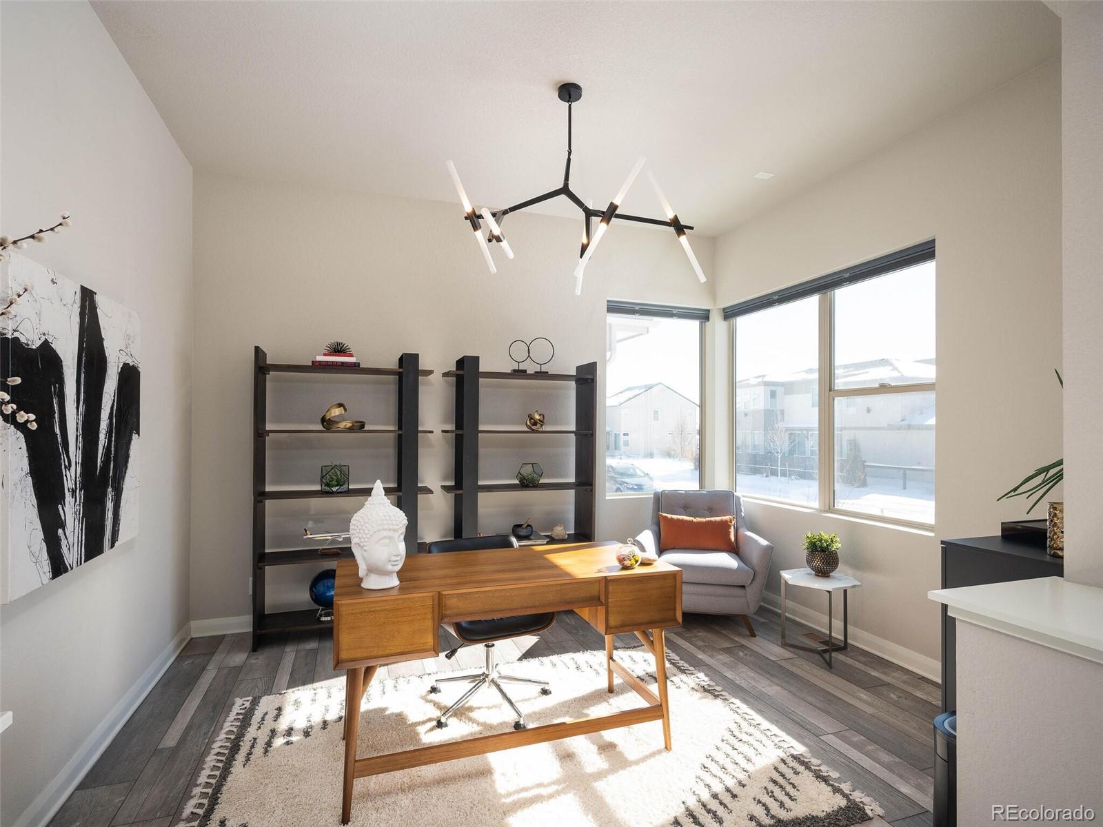 1371 W 67th Place