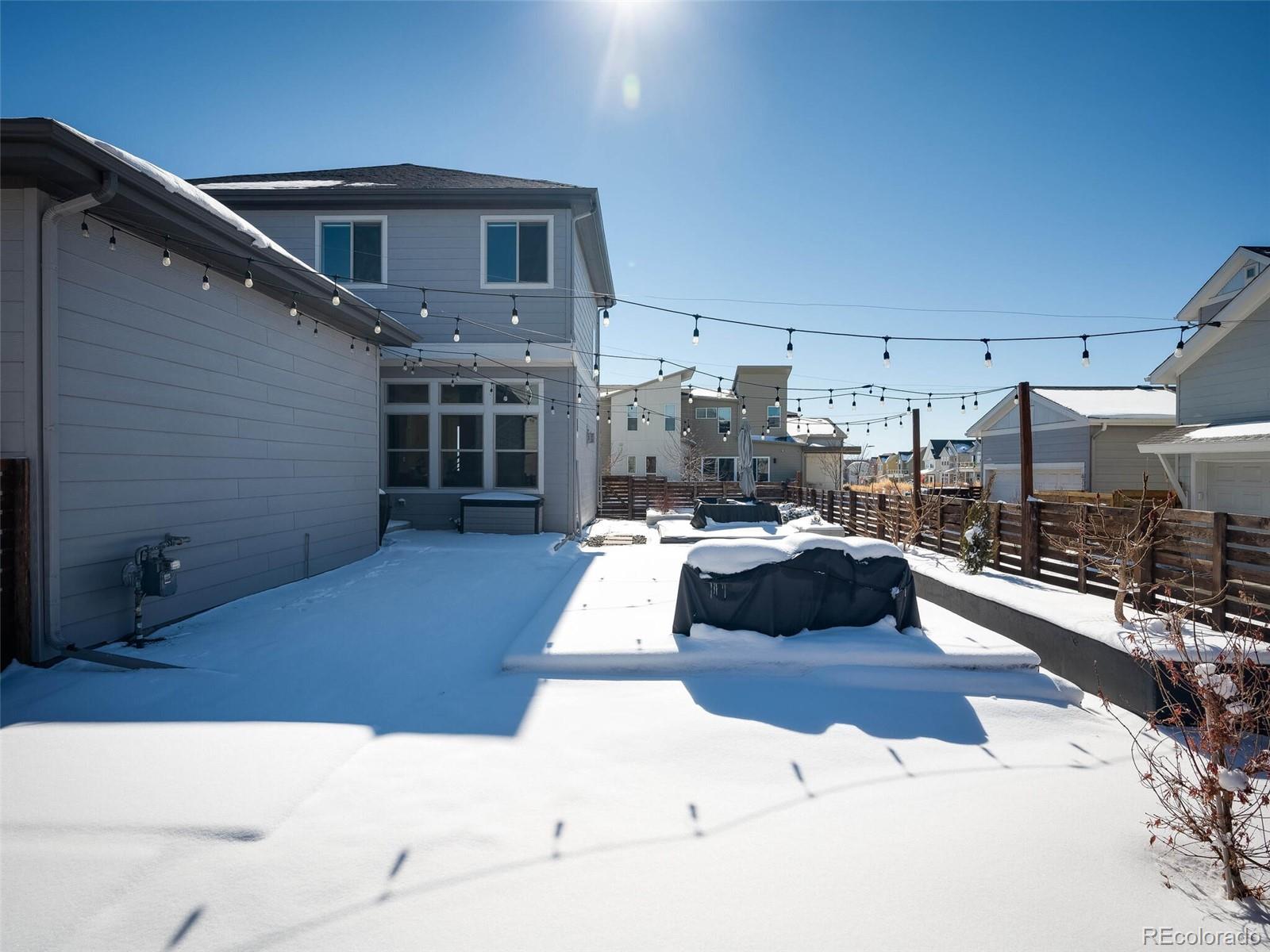 1371 W 67th Place