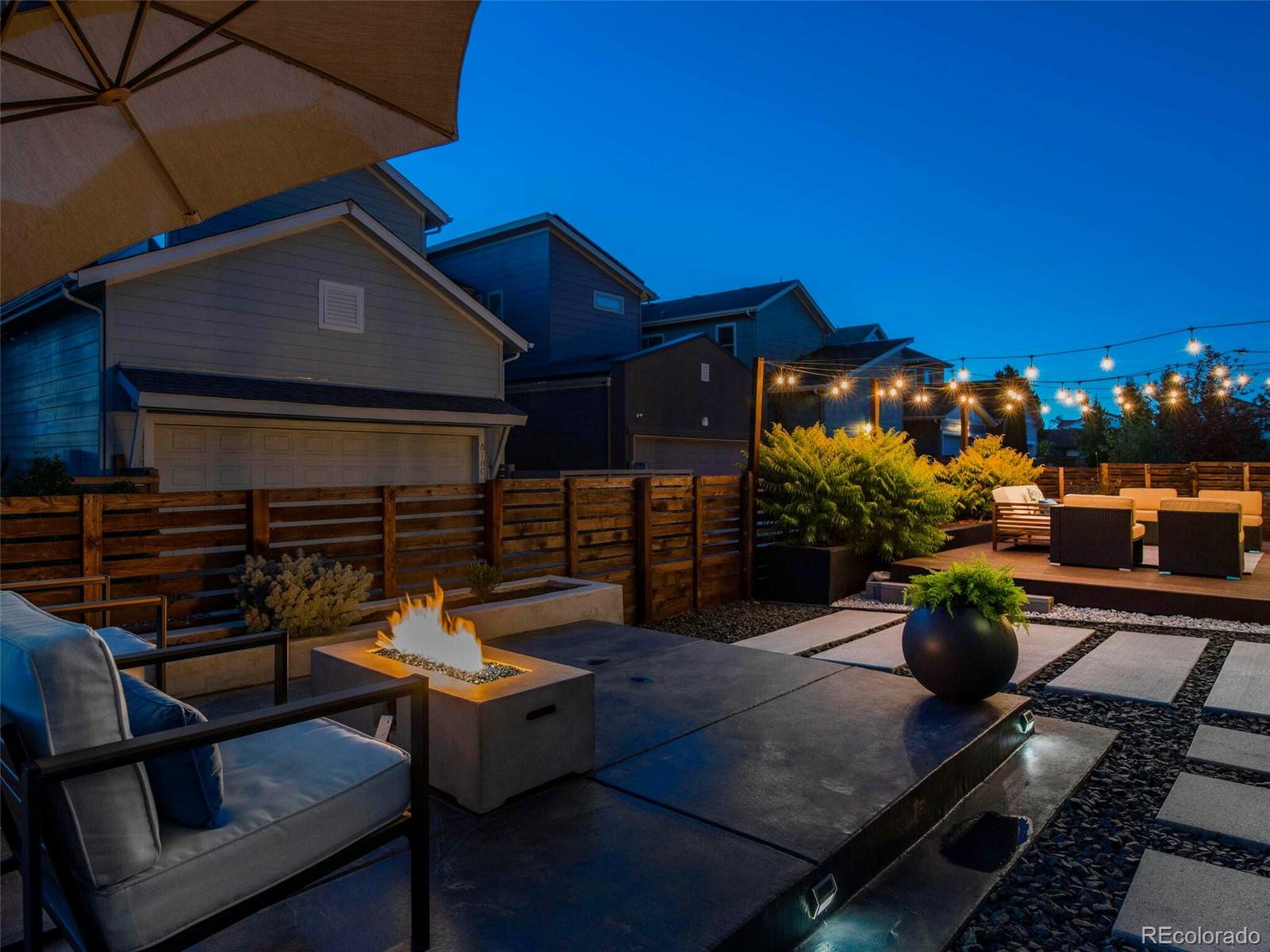 1371 W 67th Place