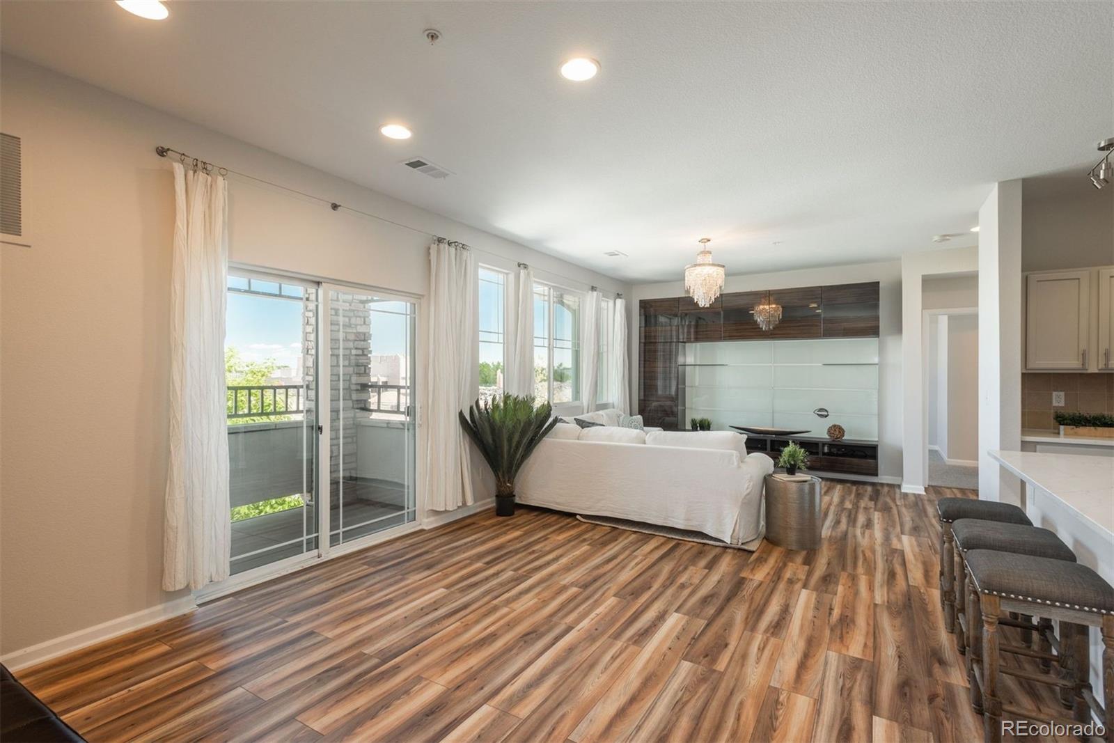 9300 E Florida Avenue Unit: 902