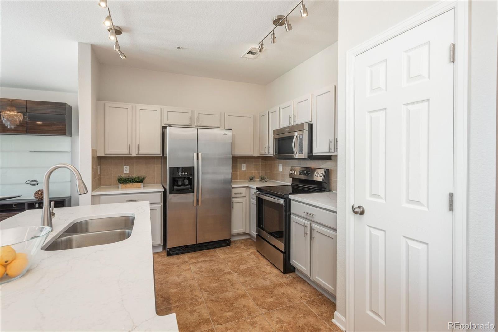 9300 E Florida Avenue Unit: 902