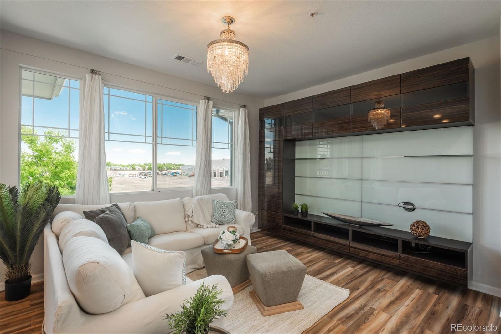 9300 E Florida Avenue Unit: 902