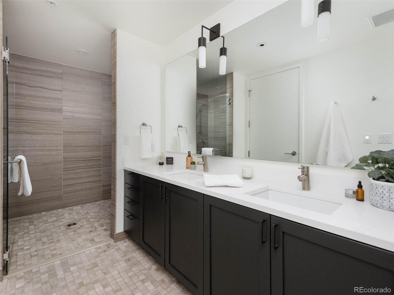 1750 Wewatta Street Unit: 900