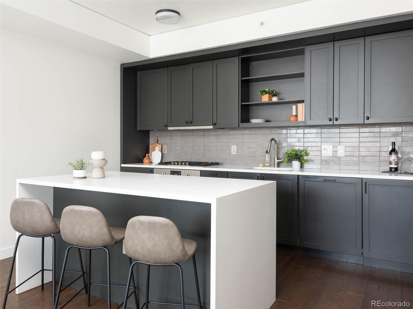 1750 Wewatta Street Unit: 900