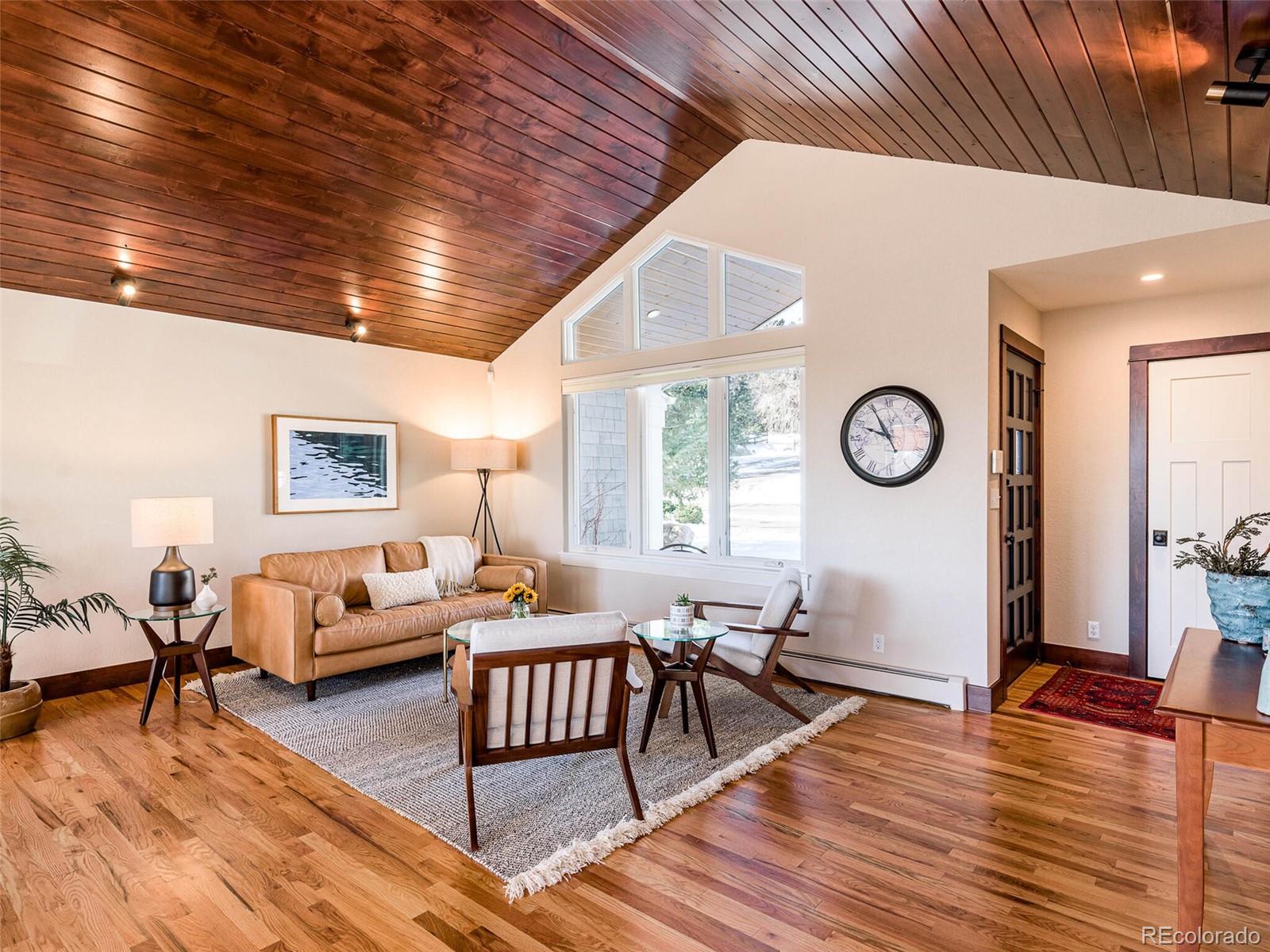 1954 Goldenvue Drive