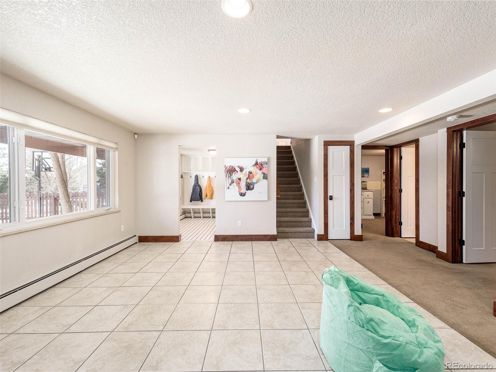 1954 Goldenvue Drive