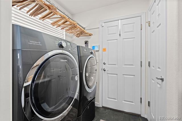 1011 S Valentia Street Unit: 121