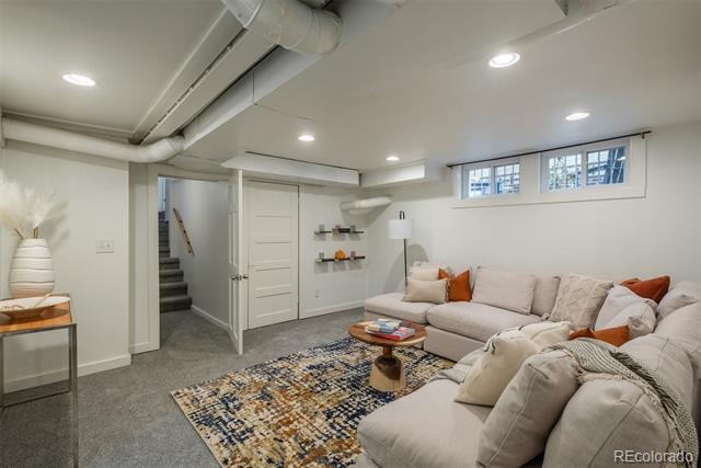 1570 Elm Street