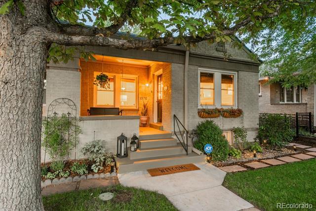 1570 Elm Street