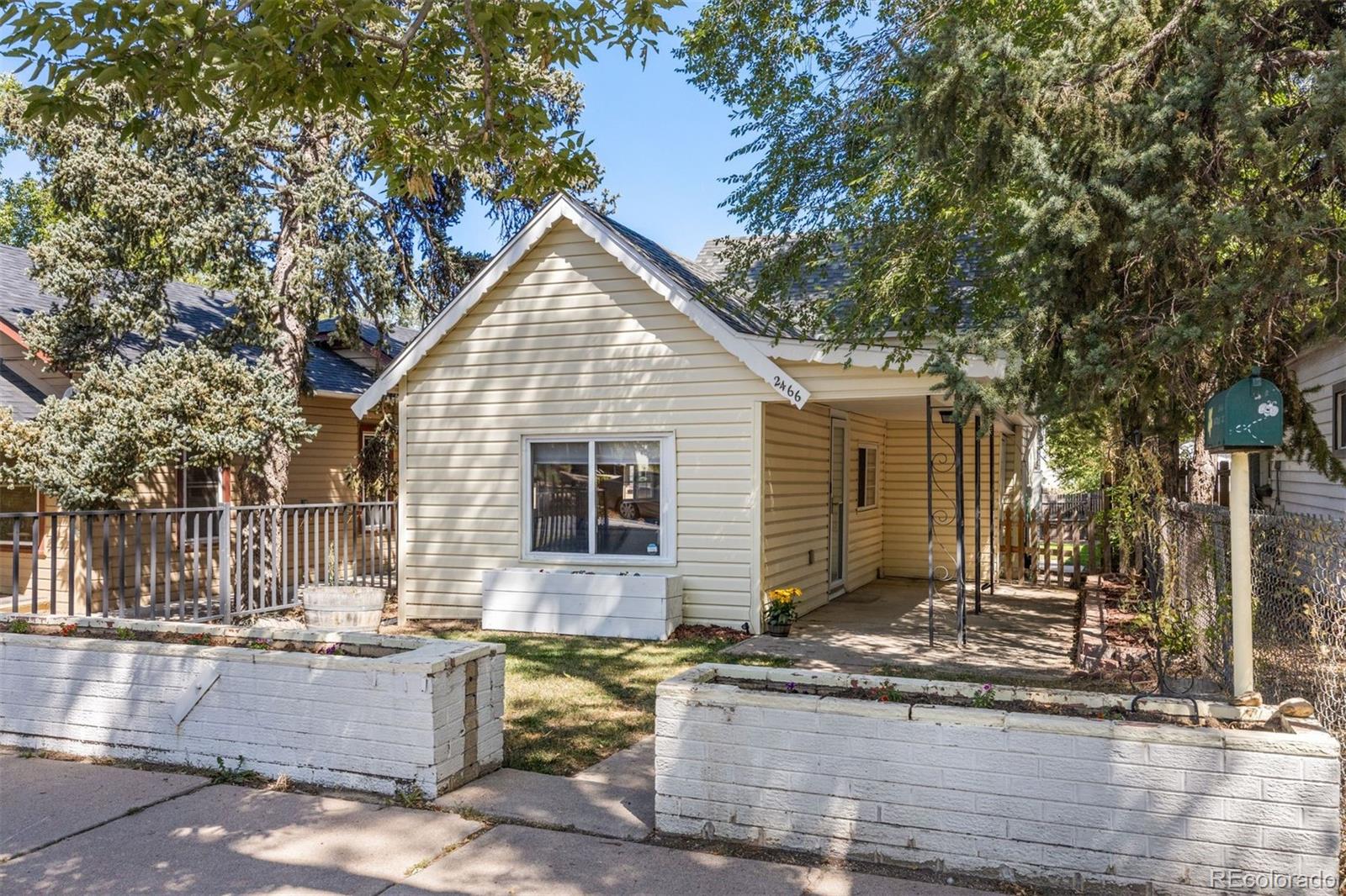 2466 Eaton Street