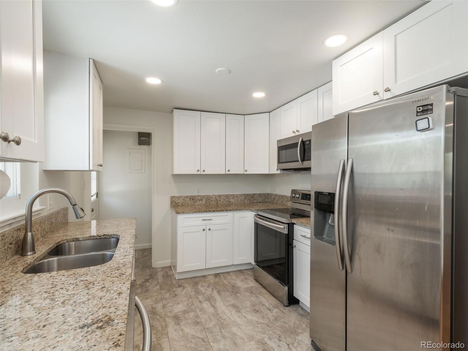 755 W Nassau Way