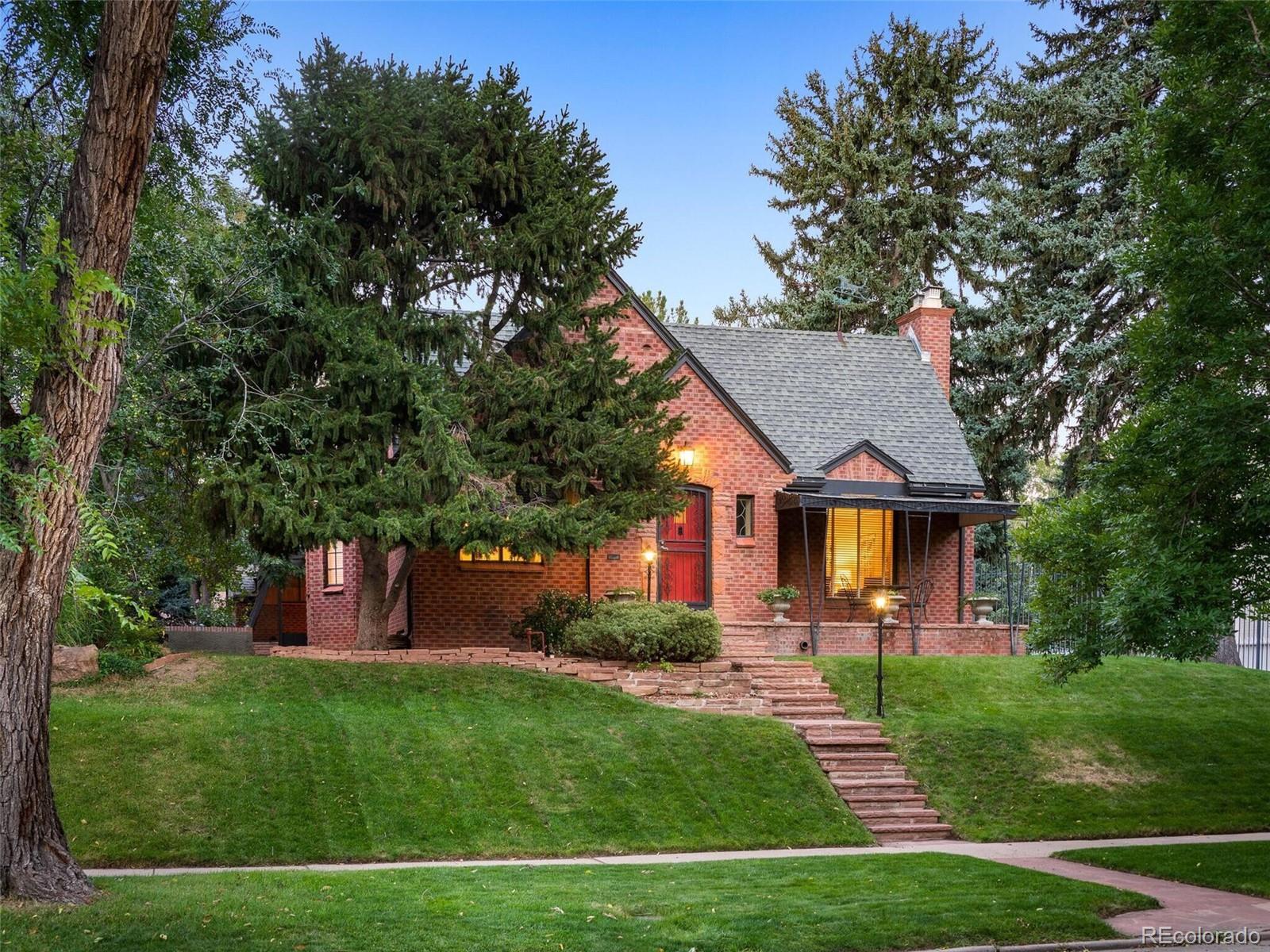 1210 Grape Street
