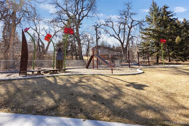 11954 W Applewood Knolls Drive