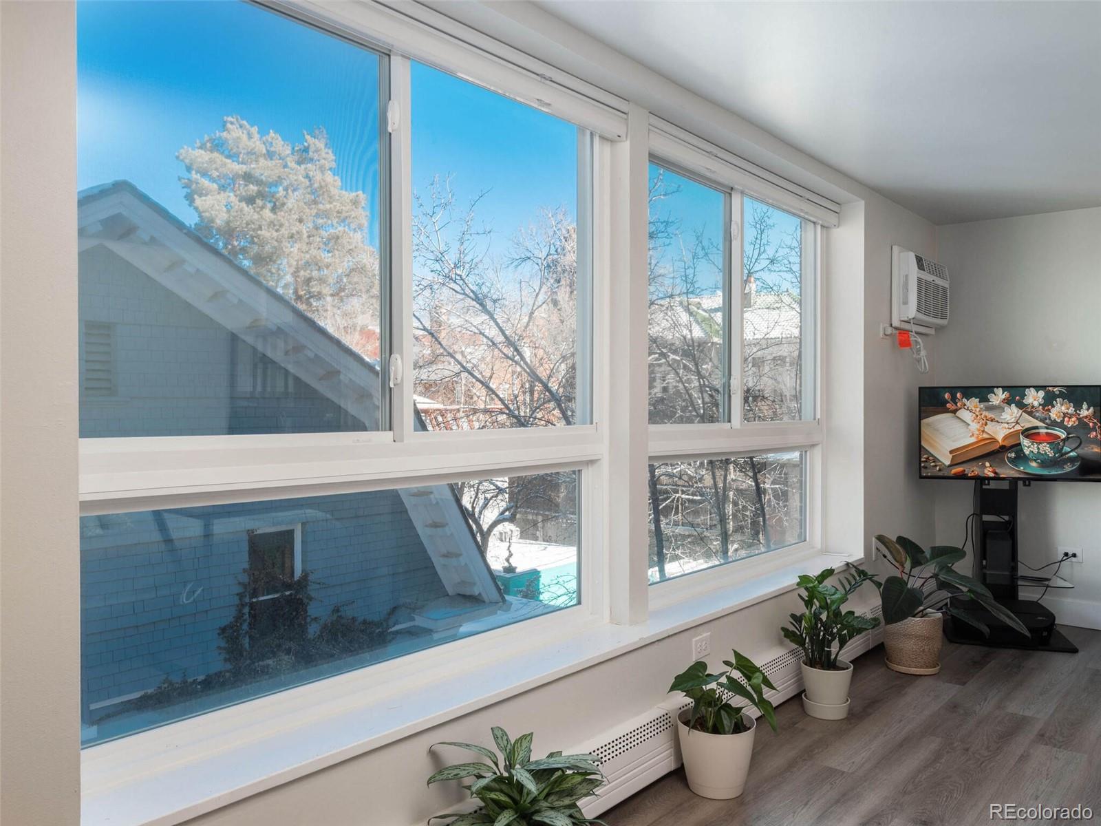 1050 N Lafayette Street Unit: 403