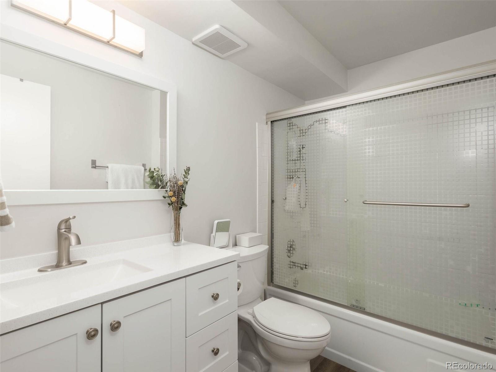 1050 N Lafayette Street Unit: 403