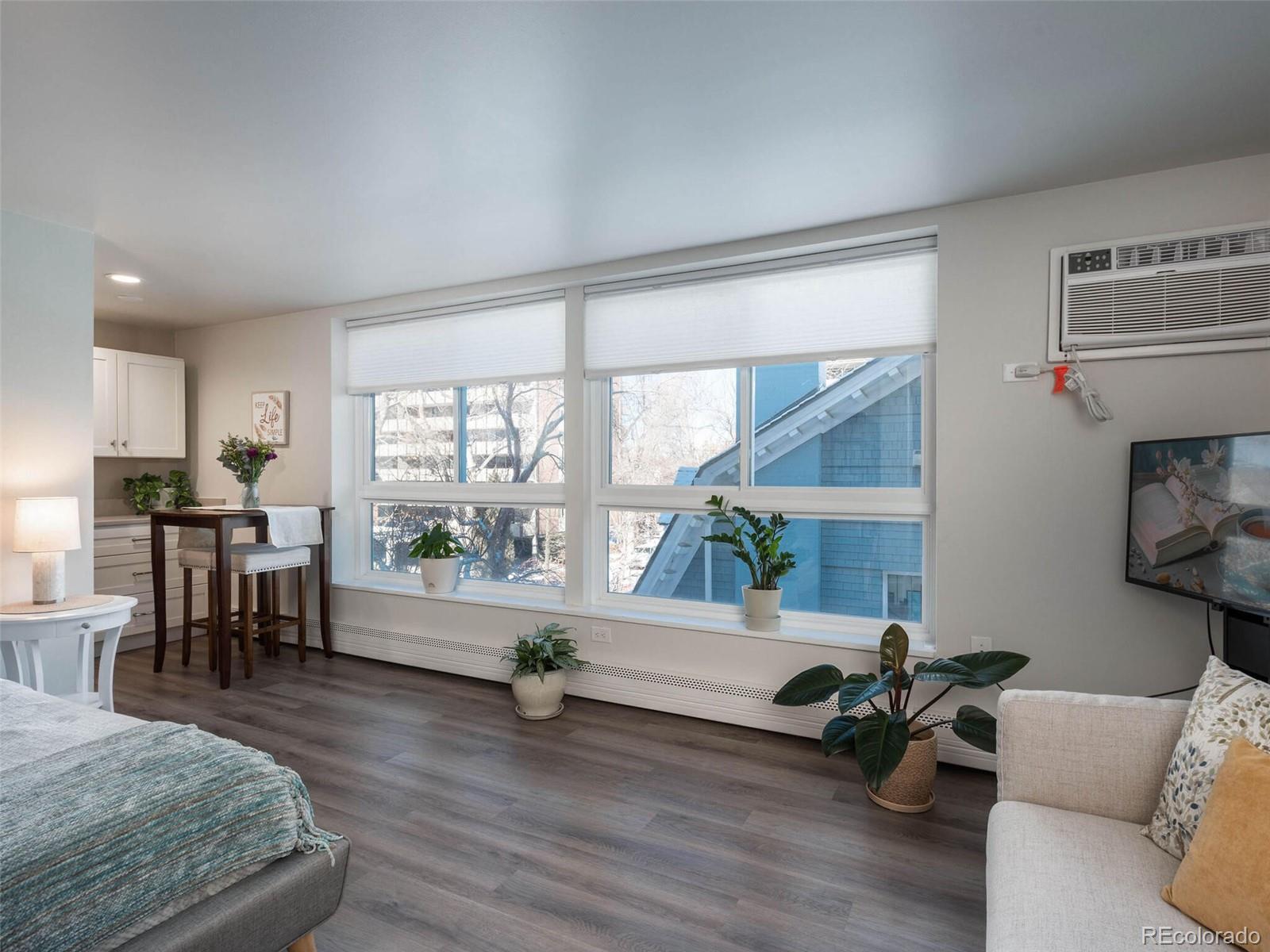 1050 N Lafayette Street Unit: 403