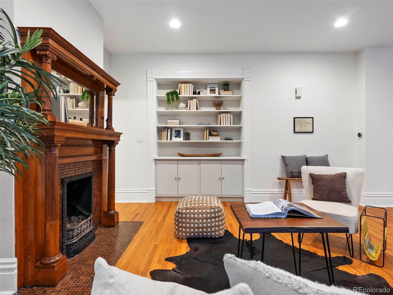 1215 N Emerson Street Unit: A