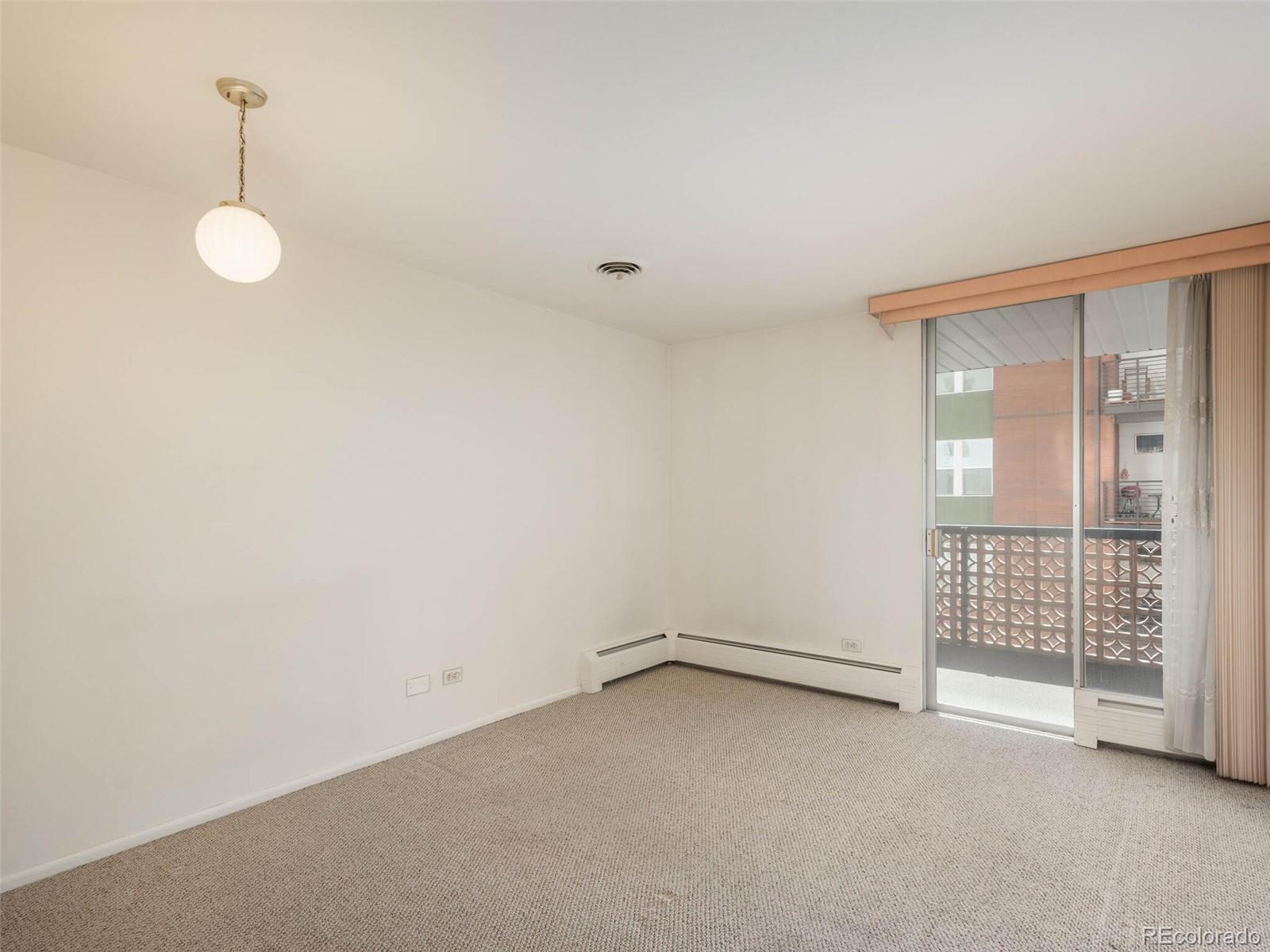 4570 E Yale Avenue Unit: 406