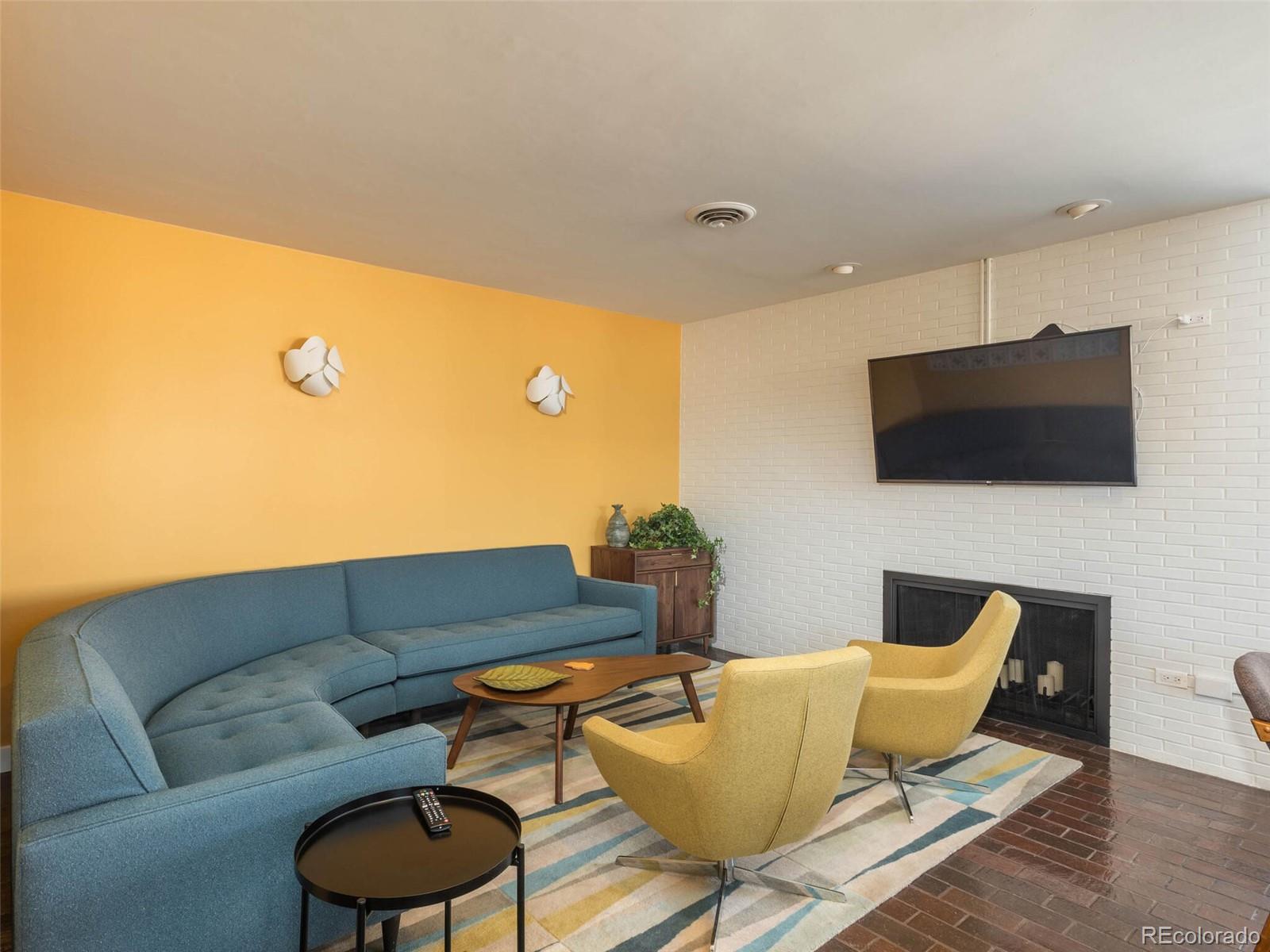 4570 E Yale Avenue Unit: 406