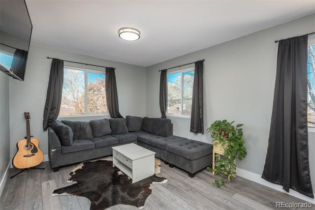 9250 Lillian Lane