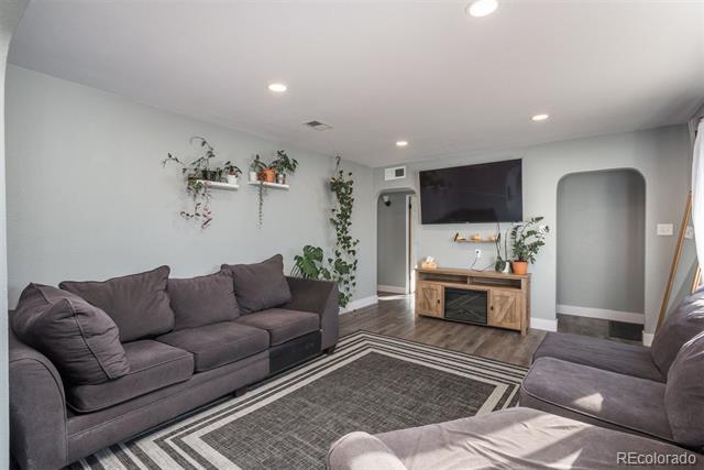 9250 Lillian Lane