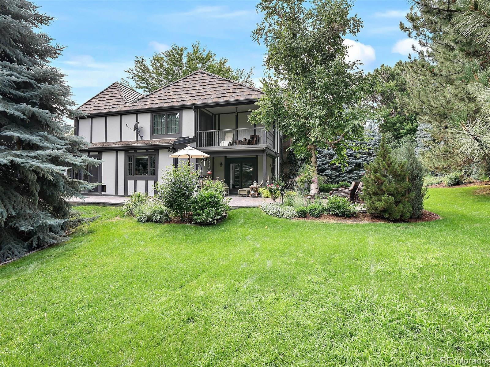 5750 Green Oaks Drive
