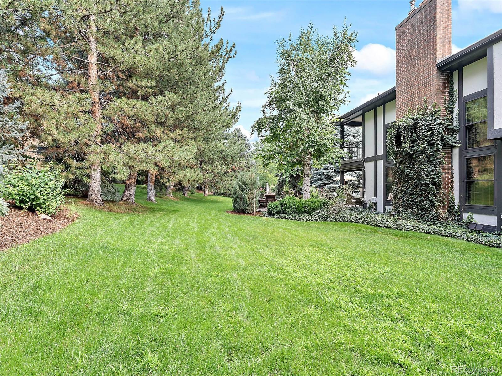 5750 Green Oaks Drive