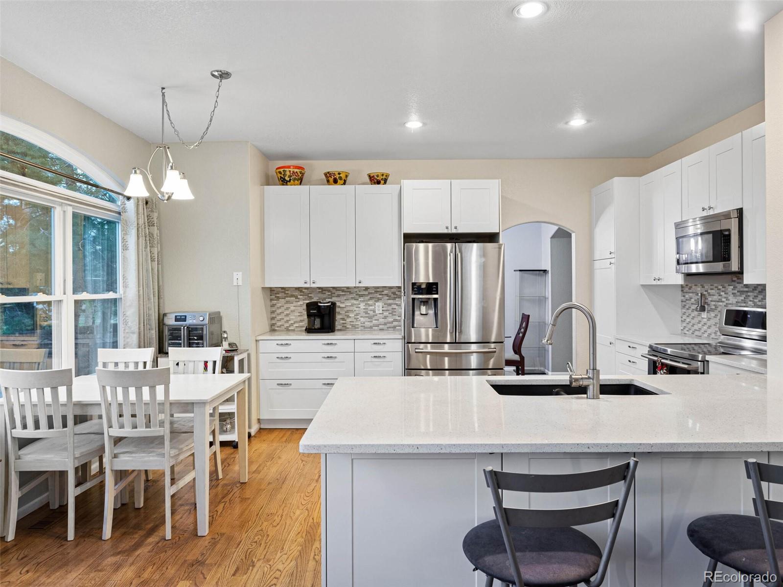 8226 Gray Court