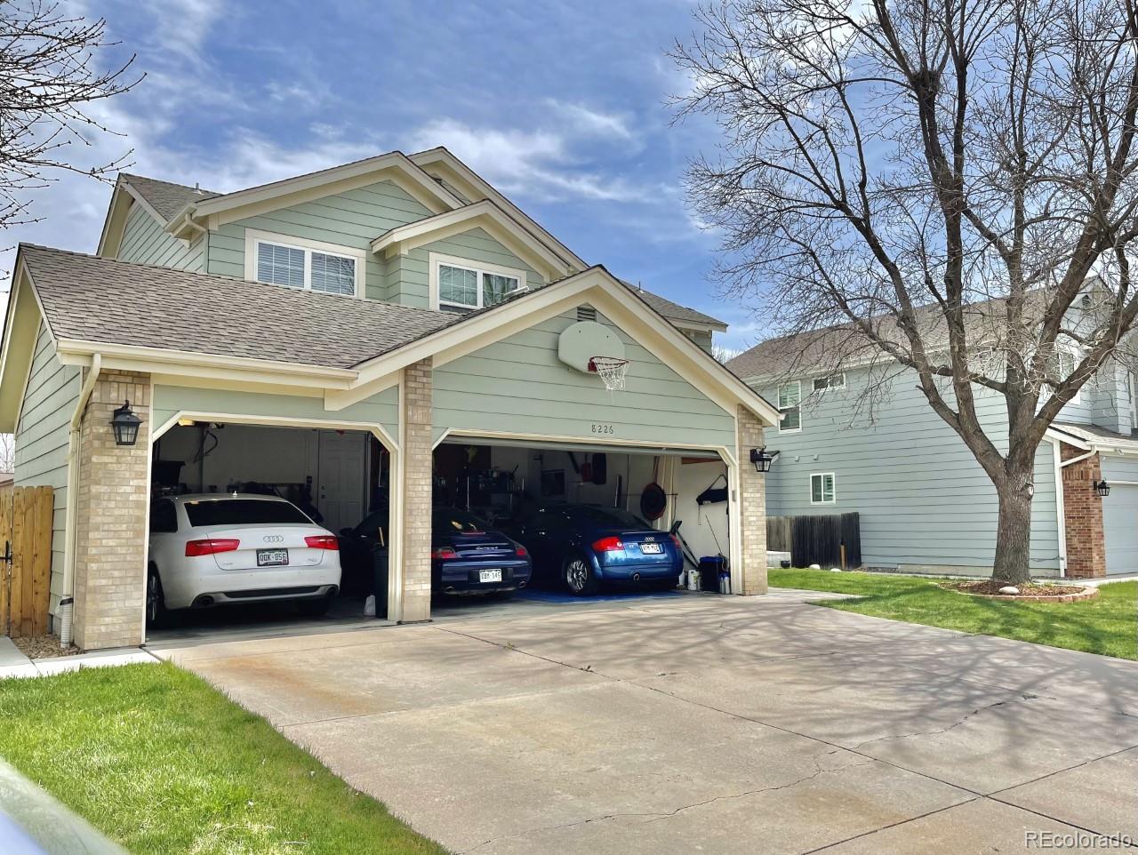 8226 Gray Court