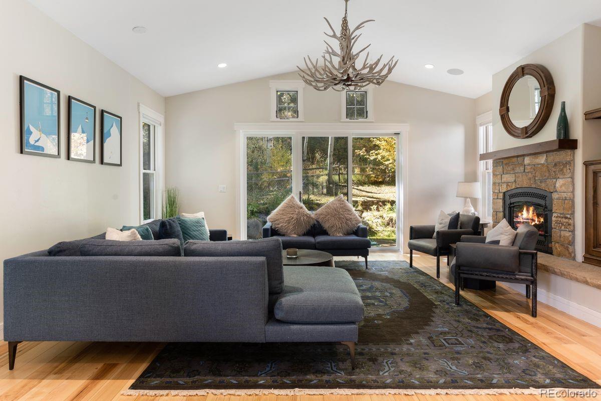 119 Elk Lane