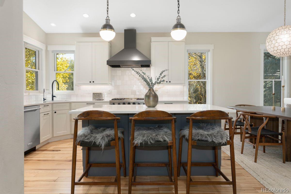 119 Elk Lane