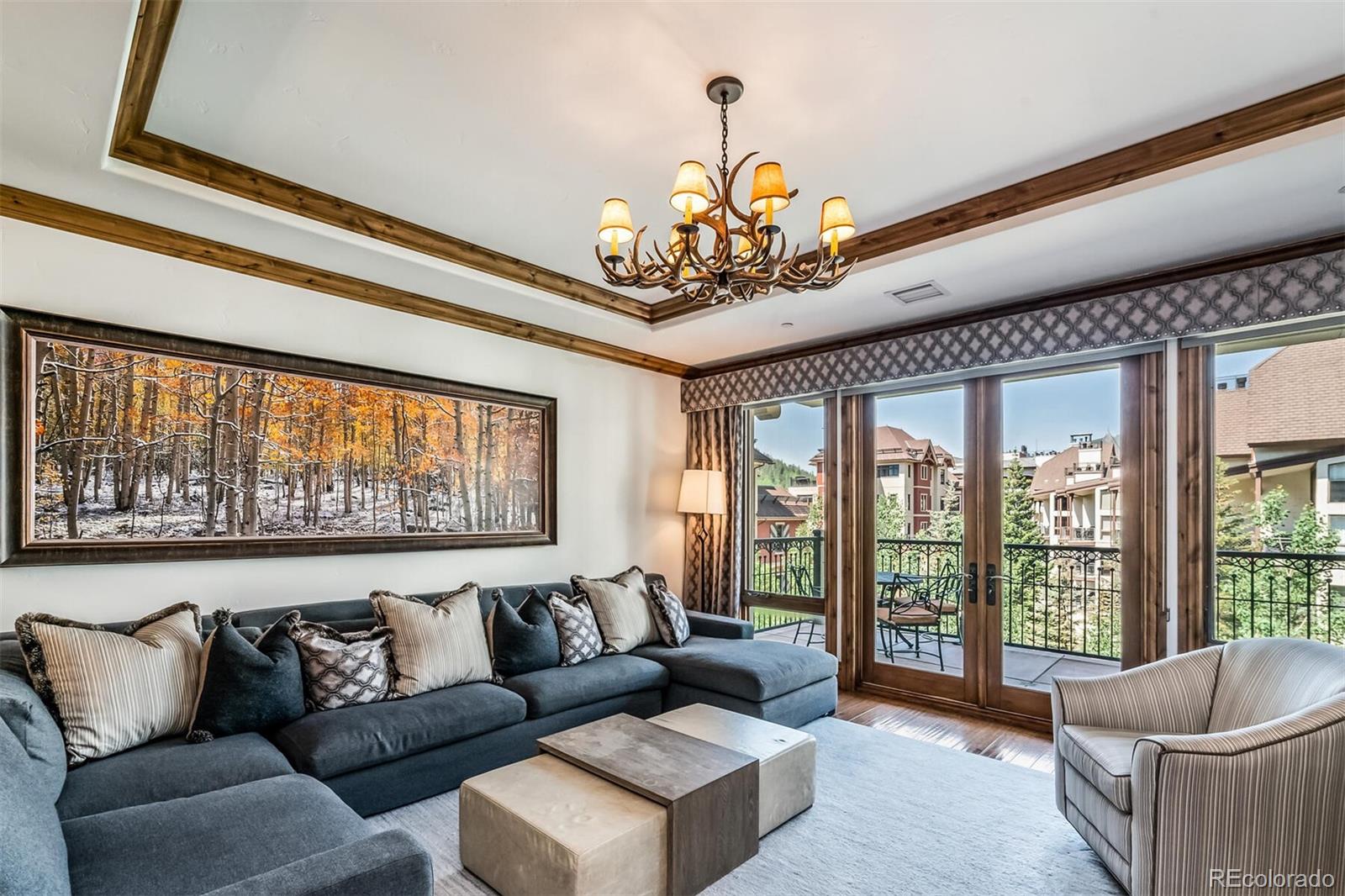 675 Lionshead Place Unit: 422
