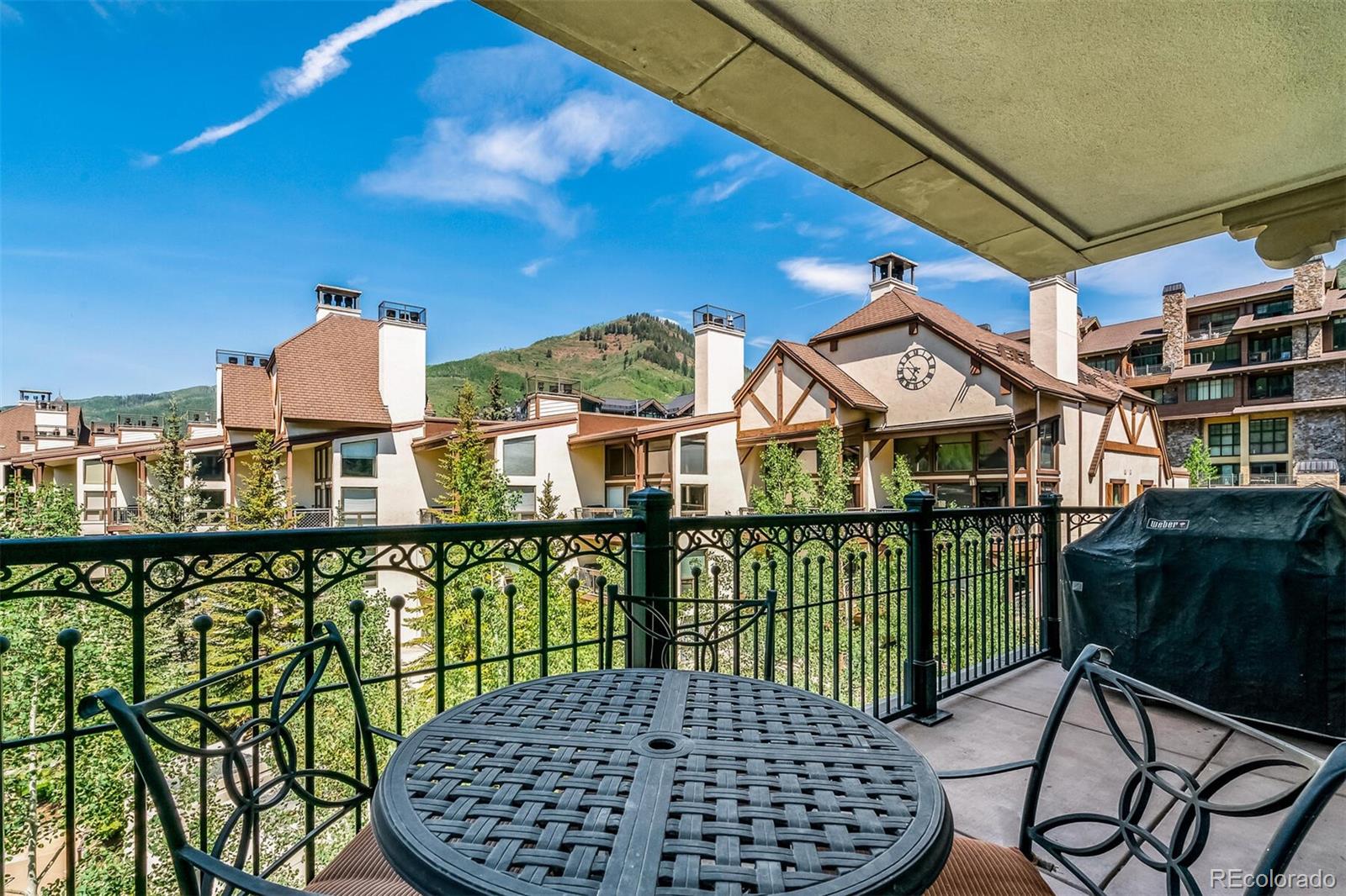 675 Lionshead Place Unit: 422