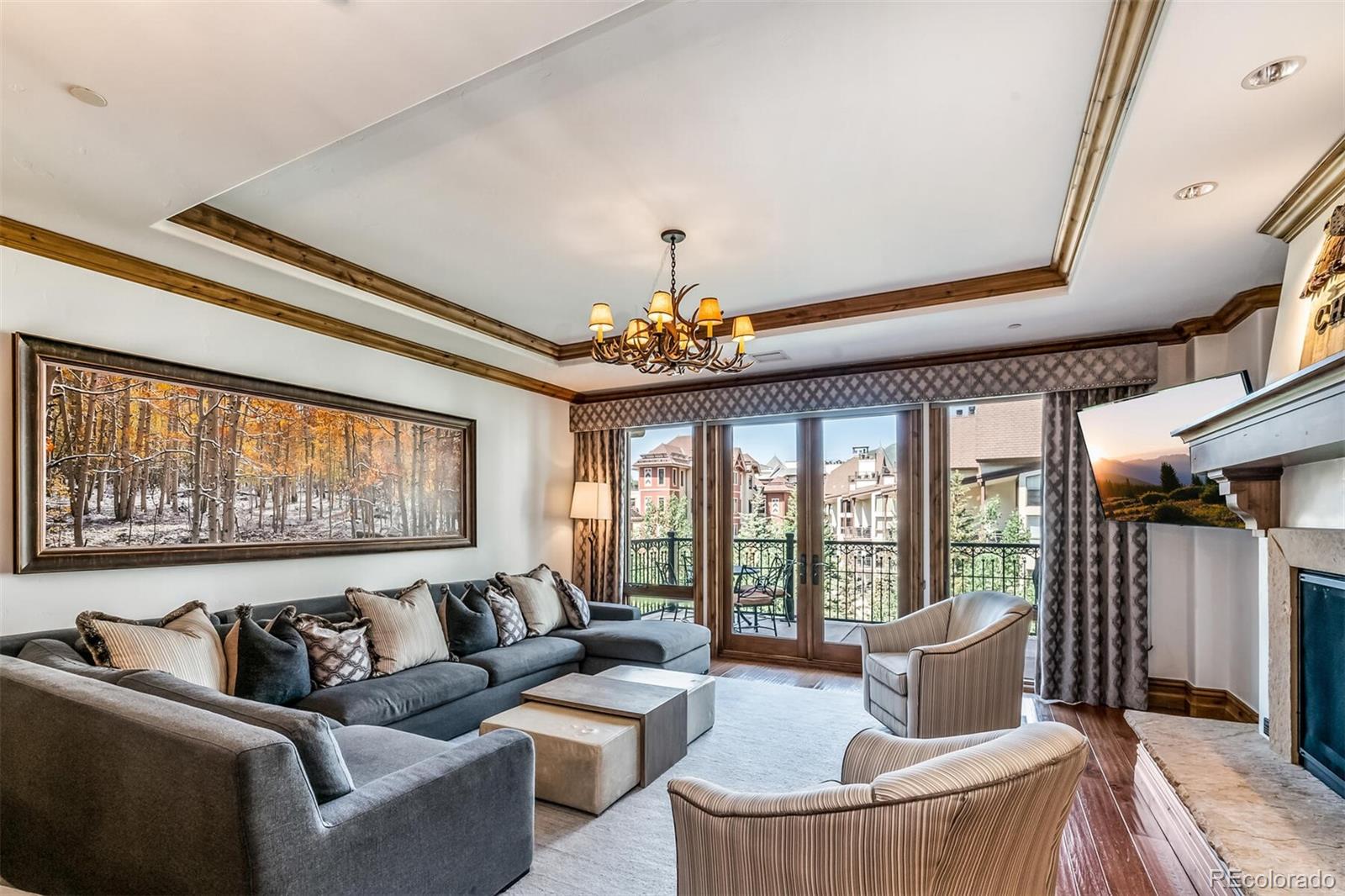 675 Lionshead Place Unit: 422