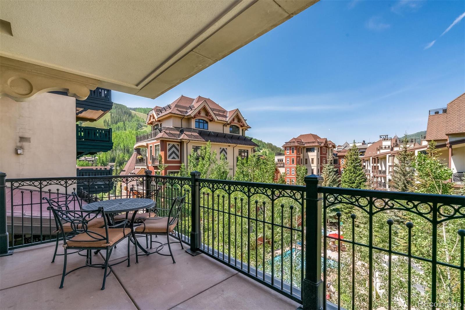 675 Lionshead Place Unit: 422